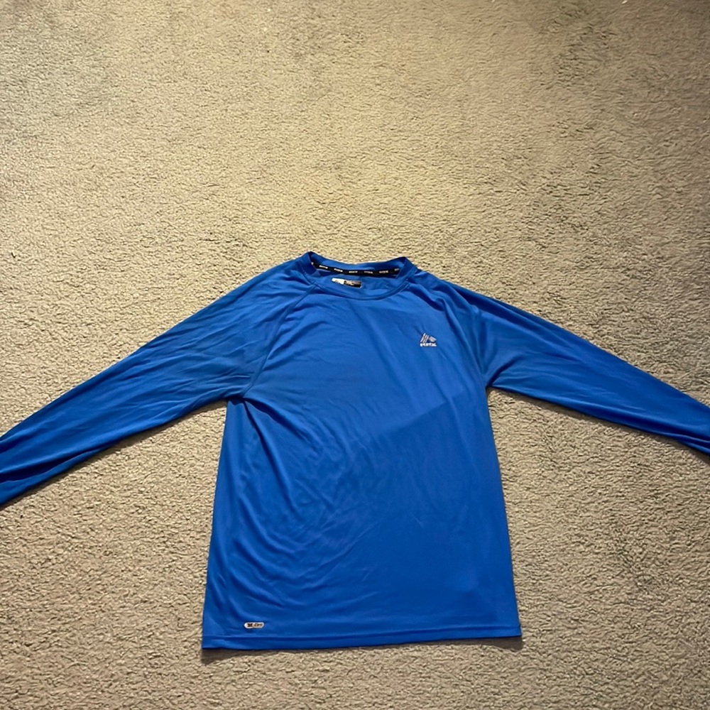 Rbx medium long sleeve running shirt worn once like new condition